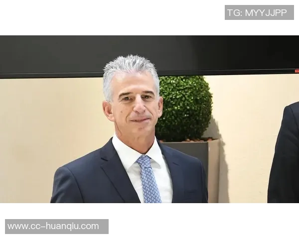 米体报道齐尔克泽和拉斯帕多里未能加盟加斯佩里尼今日与罗马进行会谈